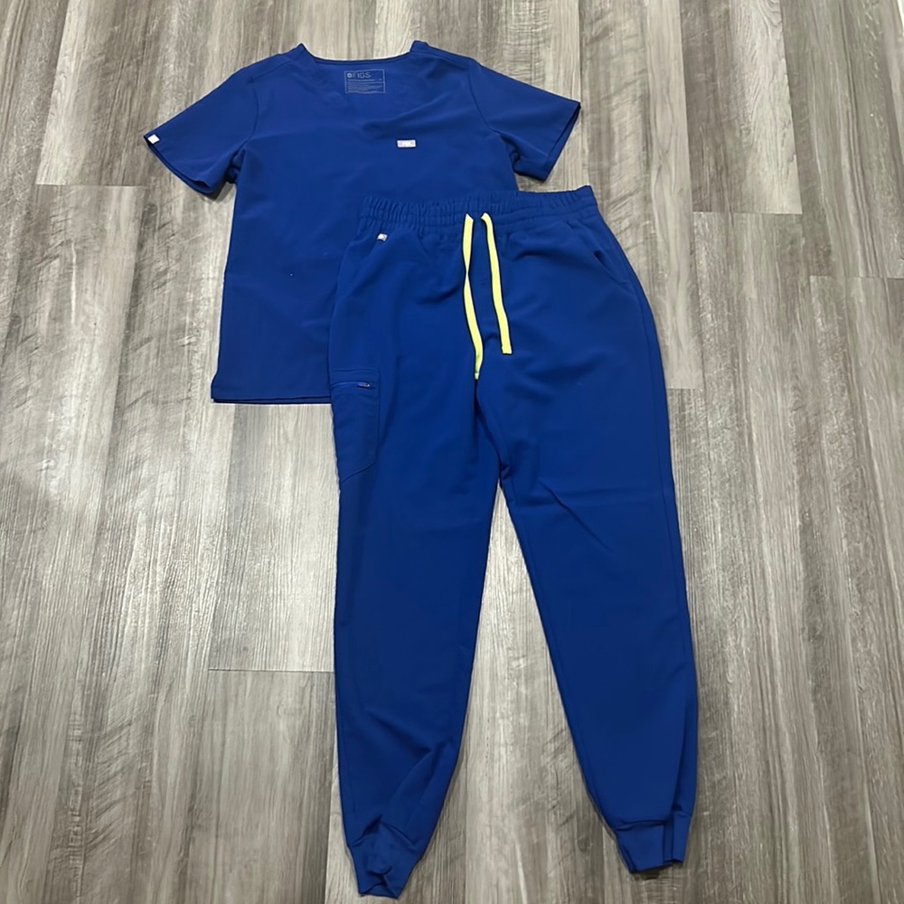 Figs scrub set- electric blue
